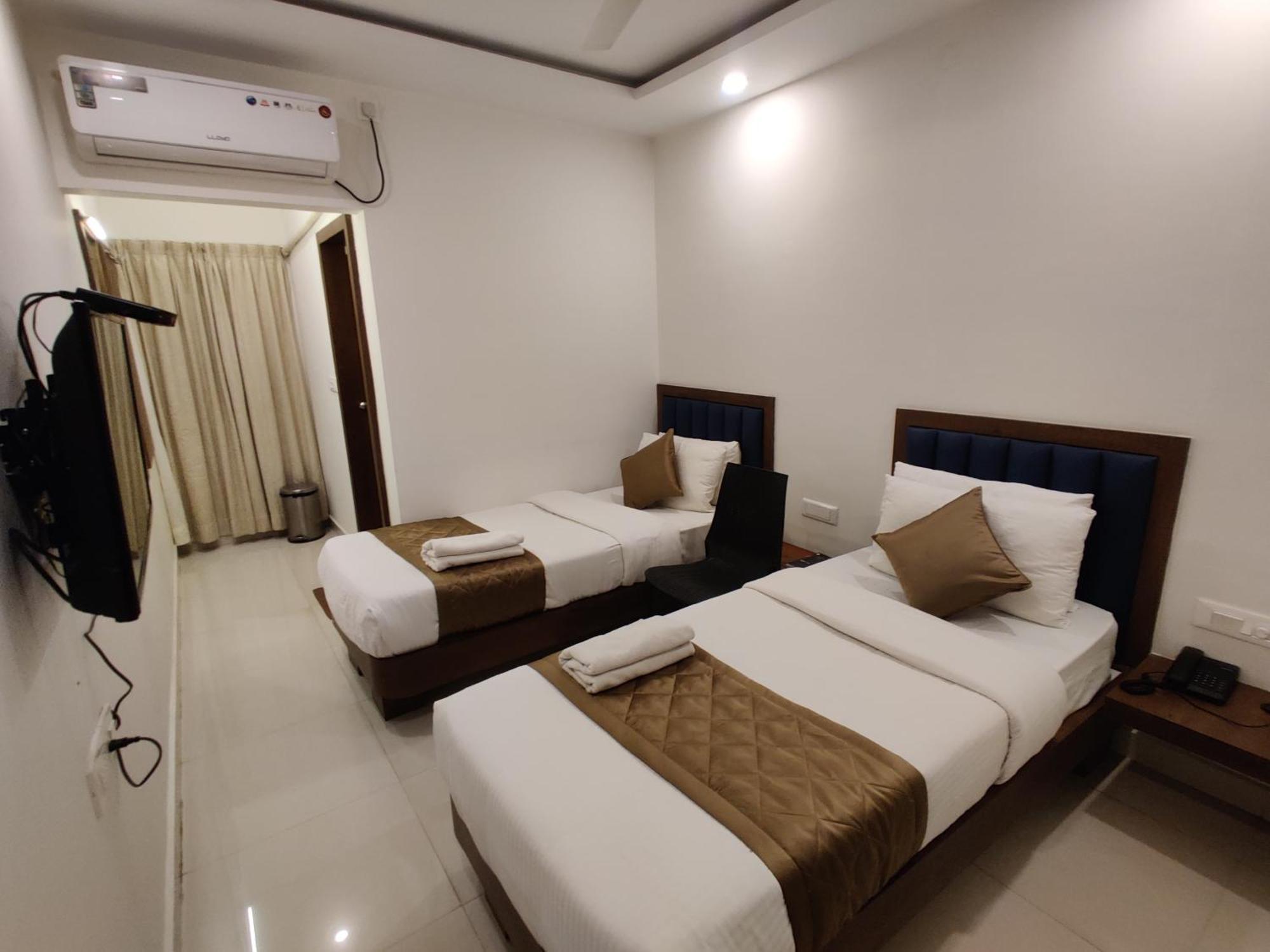 Airport Regency 호텔 Devanahalli 외부 사진