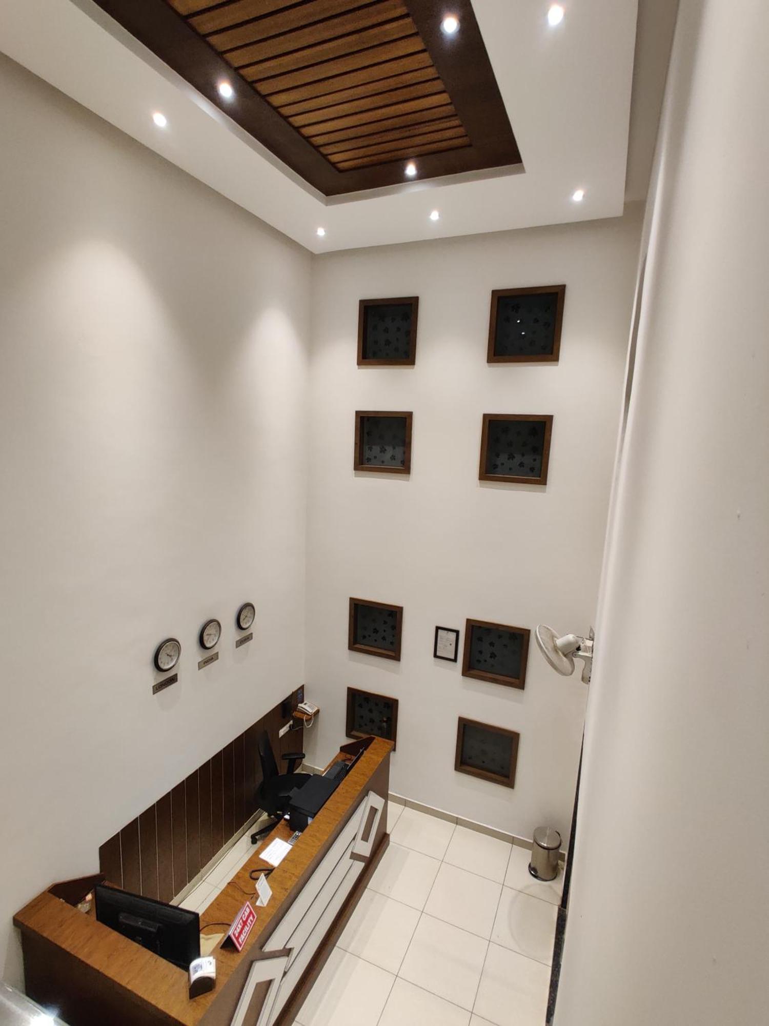 Airport Regency 호텔 Devanahalli 외부 사진